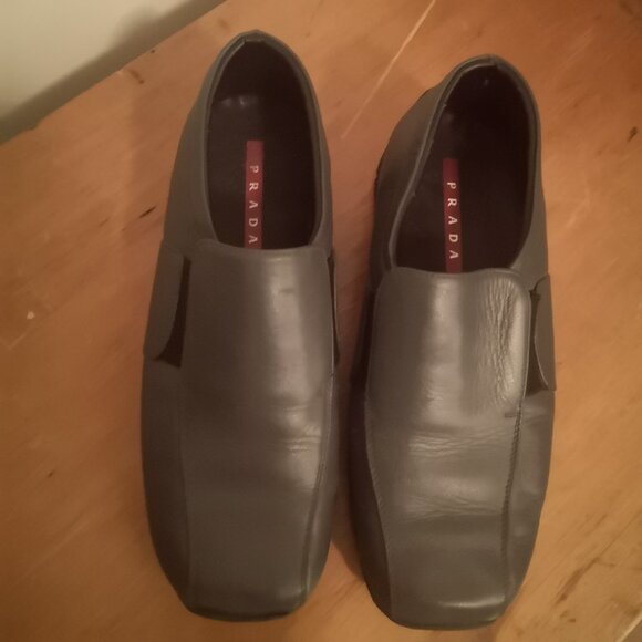 Men's Prada gray leather shoe - Picture 1 of 9